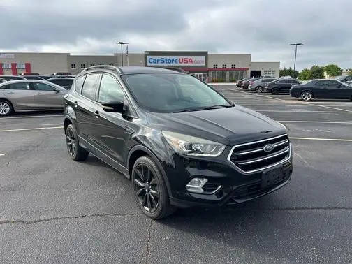 2017 Ford Escape Titanium 4WD photo