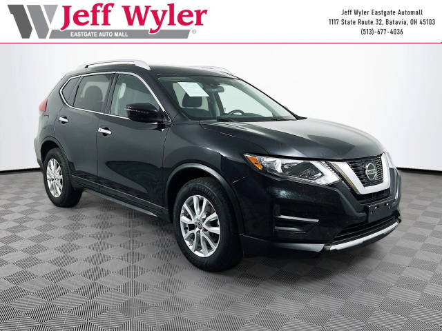 2019 Nissan Rogue SV FWD photo