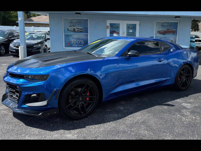 2016 Chevrolet Camaro 2LT RWD photo