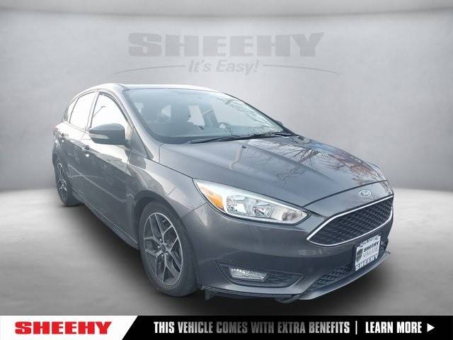 2016 Ford Focus SE FWD photo