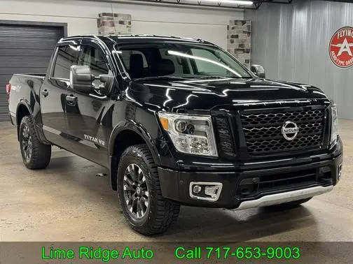 2019 Nissan Titan PRO-4X 4WD photo