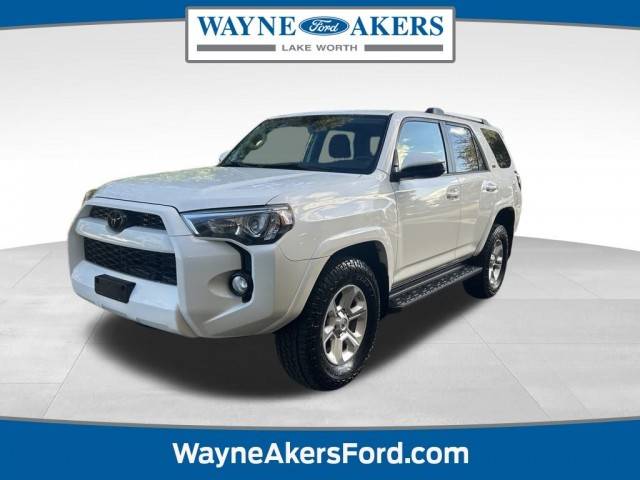 2019 Toyota 4Runner SR5 4WD photo