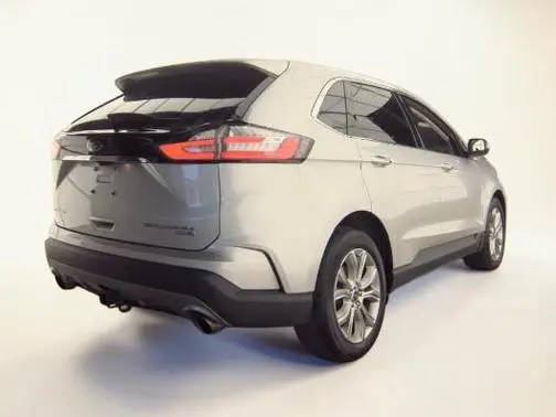 2019 Ford Edge Titanium AWD photo