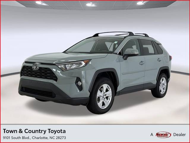 2019 Toyota RAV4 XLE AWD photo
