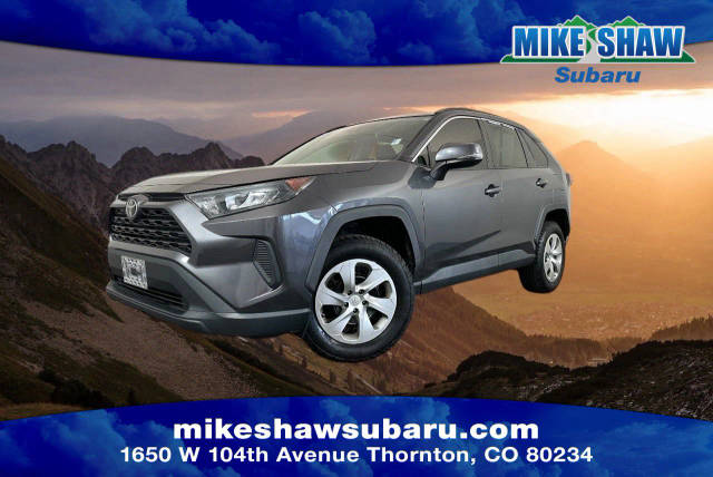 2019 Toyota RAV4 LE FWD photo