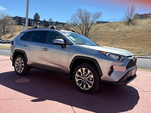 2019 Toyota RAV4 XLE Premium AWD photo