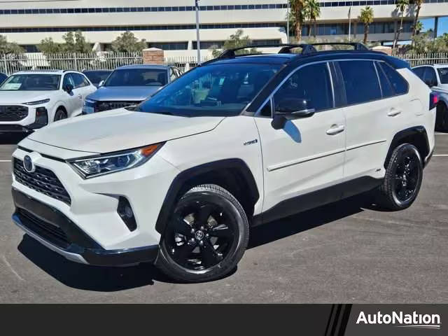 2019 Toyota RAV4 Hybrid XSE AWD photo