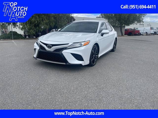 2020 Toyota Camry XSE FWD photo