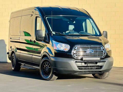 2018 Ford Transit Passenger Wagon XLT RWD photo