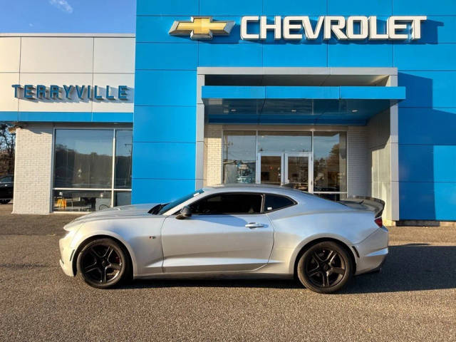 2019 Chevrolet Camaro 1LT RWD photo
