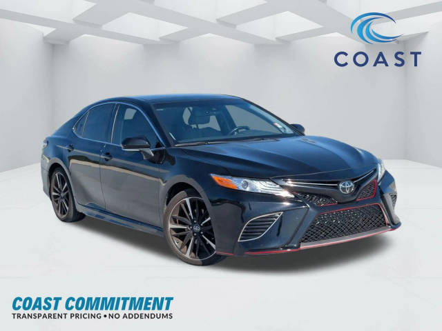 2020 Toyota Camry XSE FWD photo