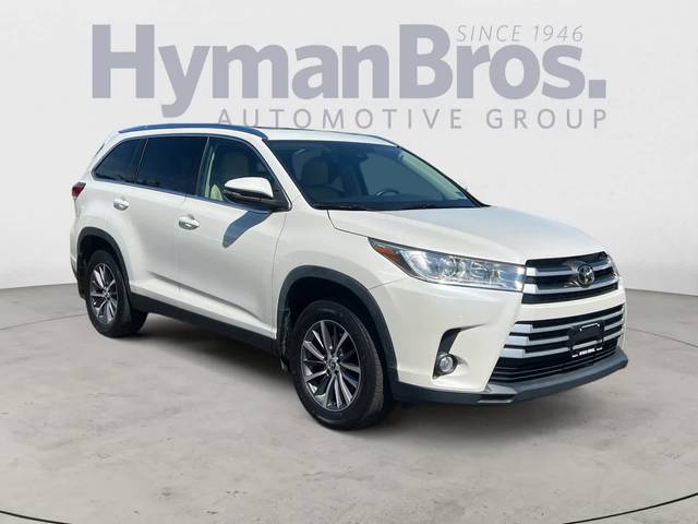 2019 Toyota Highlander XLE AWD photo