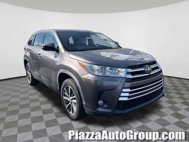 2019 Toyota Highlander XLE FWD photo