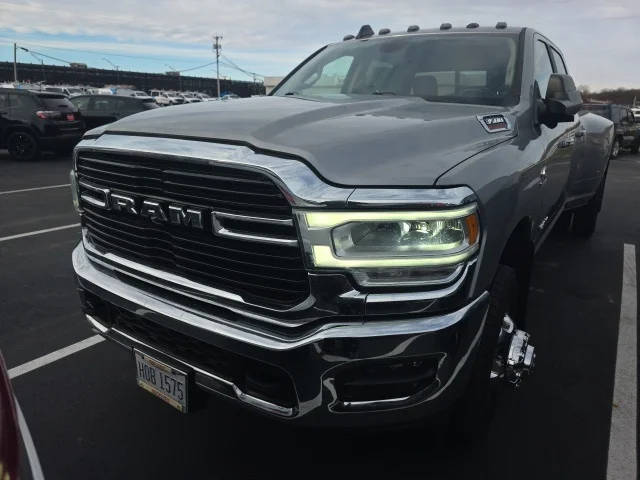 2019 Ram 3500 Big Horn 4WD photo