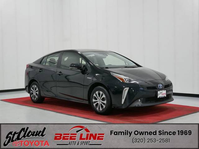2020 Toyota Prius XLE AWD photo