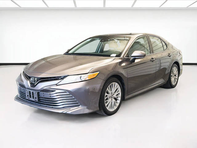 2020 Toyota Camry XLE FWD photo