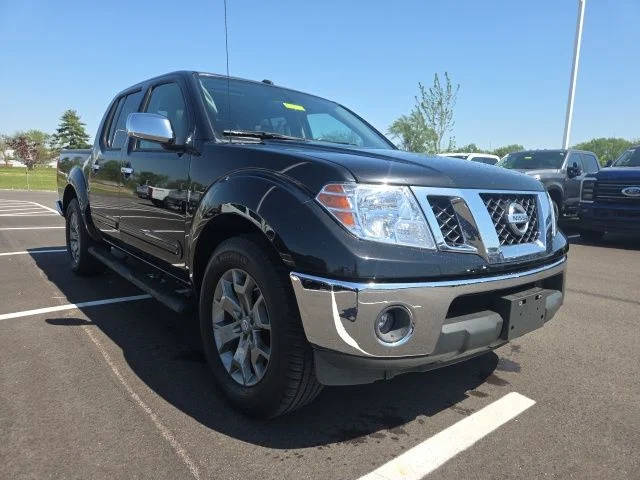 2019 Nissan Frontier SL RWD photo