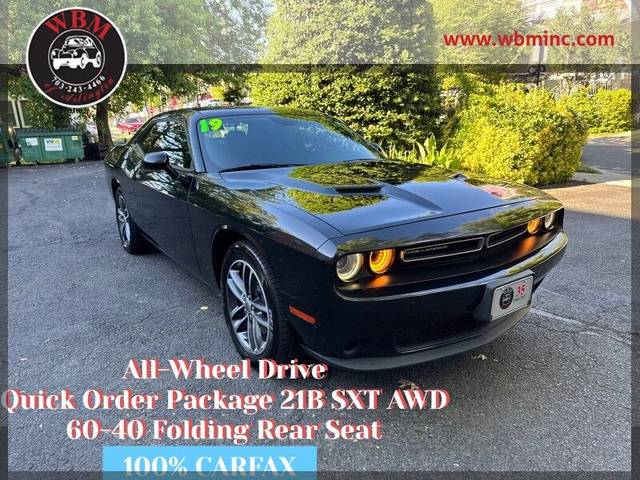 2019 Dodge Challenger SXT AWD photo