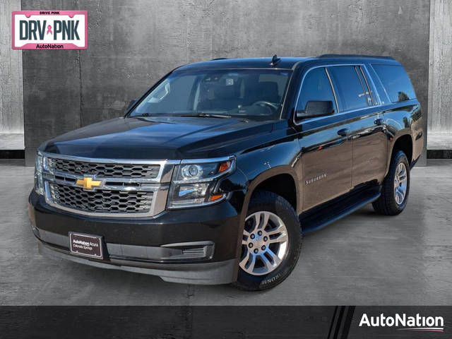 2019 Chevrolet Suburban LT 4WD photo