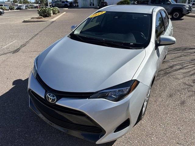 2019 Toyota Corolla LE FWD photo
