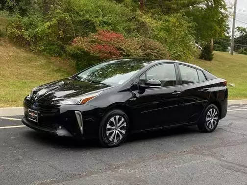 2019 Toyota Prius LE AWD photo