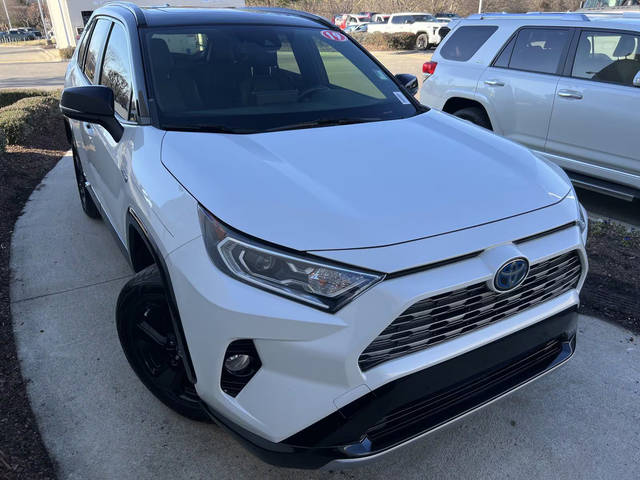 2019 Toyota RAV4 Hybrid XSE AWD photo