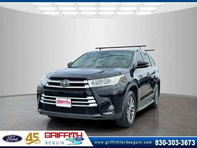 2019 Toyota Highlander XLE FWD photo