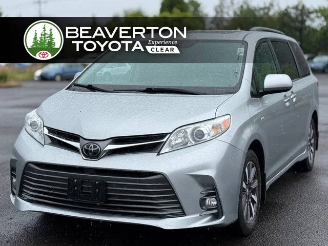 2020 Toyota Sienna XLE AWD photo