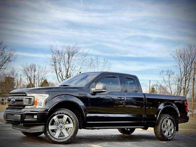 2019 Ford F-150 XLT 4WD photo