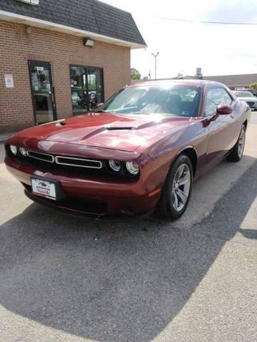 2019 Dodge Challenger SXT RWD photo