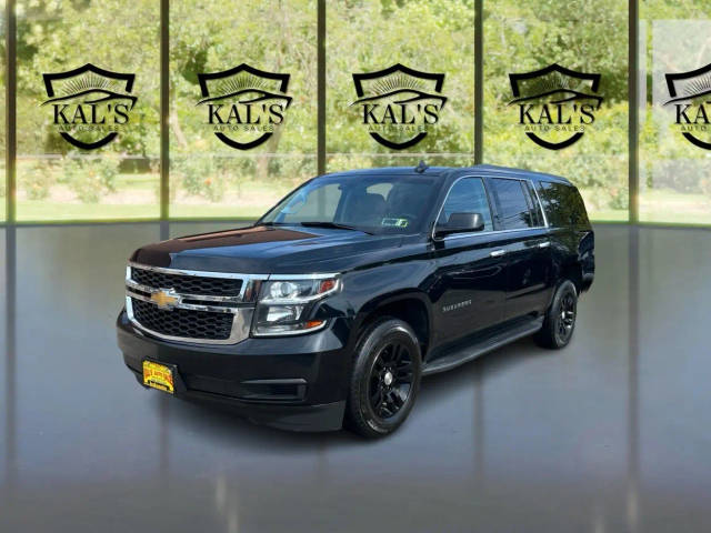2018 Chevrolet Suburban LT 4WD photo