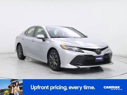 2018 Toyota Camry LE FWD photo