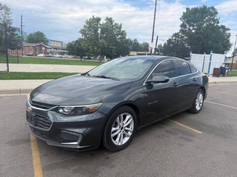 2017 Chevrolet Malibu LT FWD photo