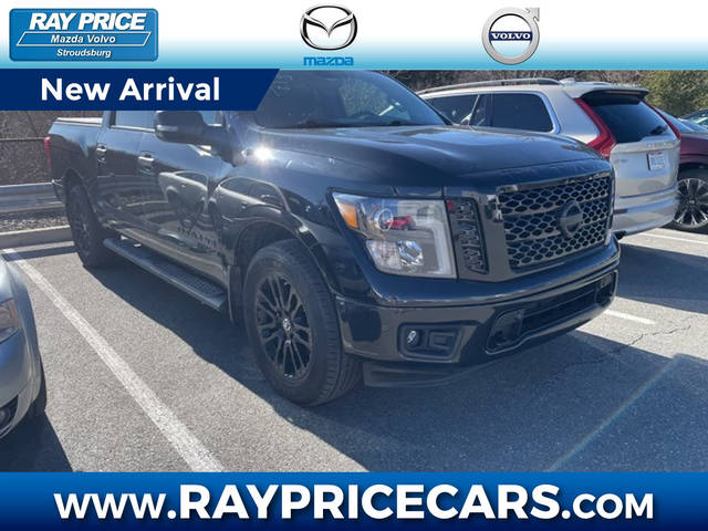 2019 Nissan Titan SV 4WD photo