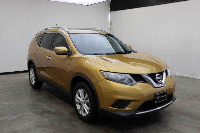 2015 Nissan Rogue SV AWD photo