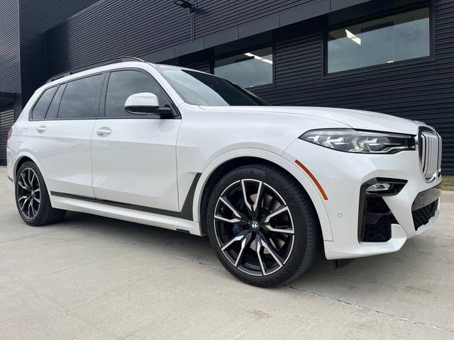 2020 BMW X7 xDrive40i AWD photo