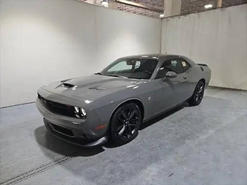 2019 Dodge Challenger R/T Scat Pack RWD photo