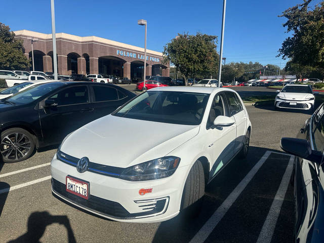 2019 Volkswagen e-Golf SE FWD photo