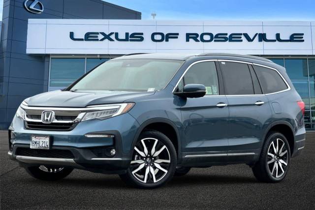 2019 Honda Pilot Touring 8-Passenger AWD photo