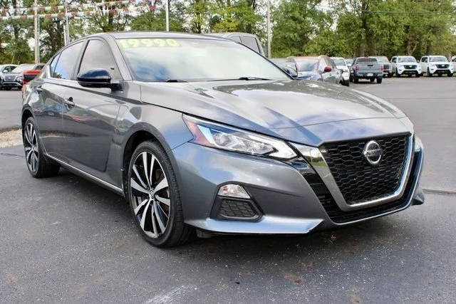 2020 Nissan Altima 2.5 SR AWD photo