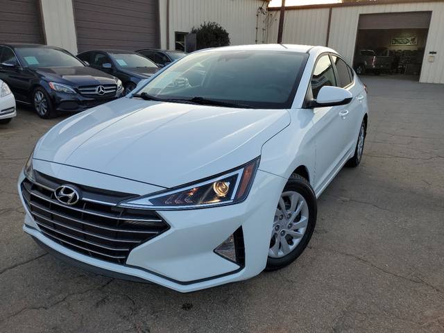 2020 Hyundai Elantra SE FWD photo