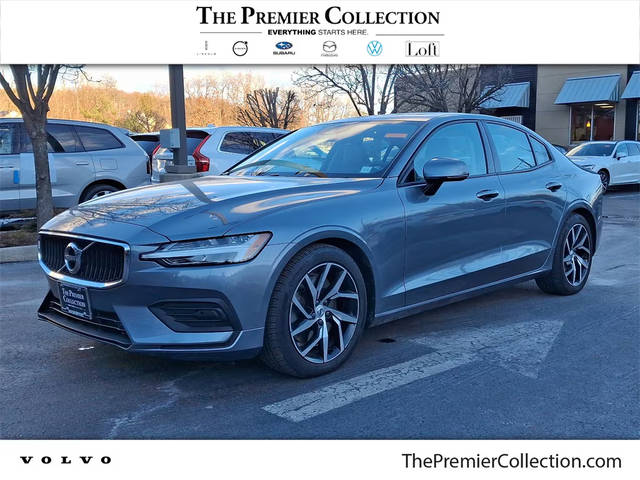 2020 Volvo S60 Momentum AWD photo