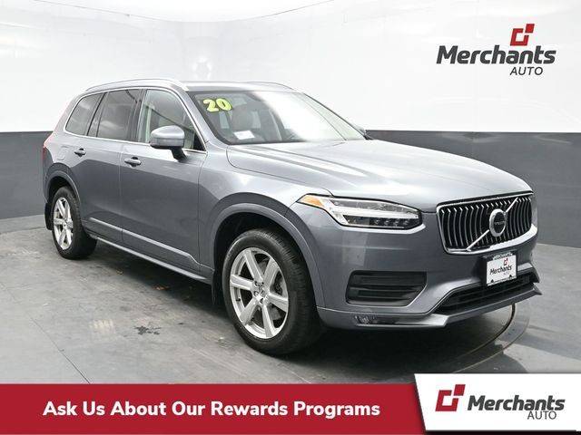 2020 Volvo XC90 Momentum AWD photo