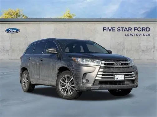 2019 Toyota Highlander XLE FWD photo