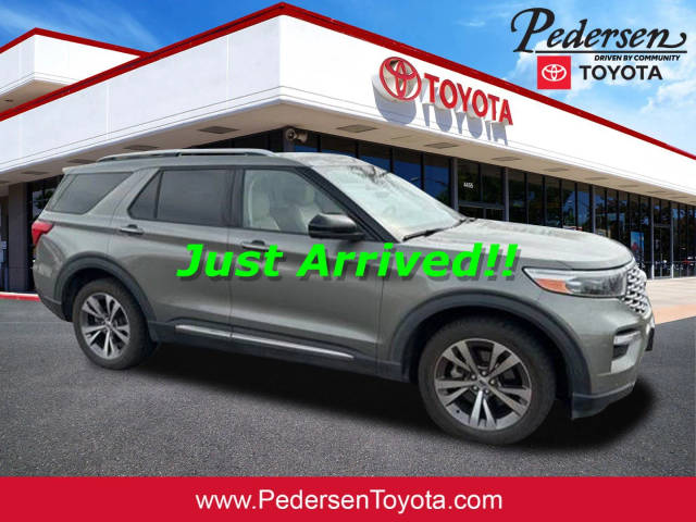 2020 Ford Explorer Platinum 4WD photo