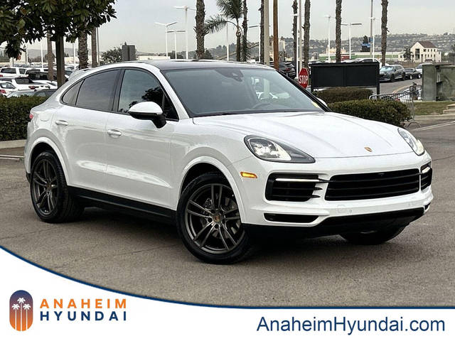 2020 Porsche Cayenne Coupe  AWD photo