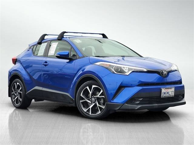 2019 Toyota C-HR XLE FWD photo