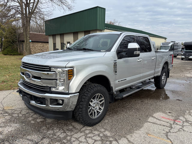 2018 Ford  LARIAT 4WD photo