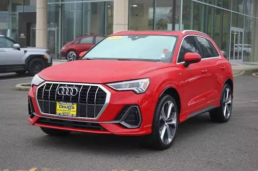 2020 Audi Q3 S line Premium Plus AWD photo