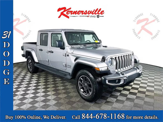 2020 Jeep Gladiator Overland 4WD photo